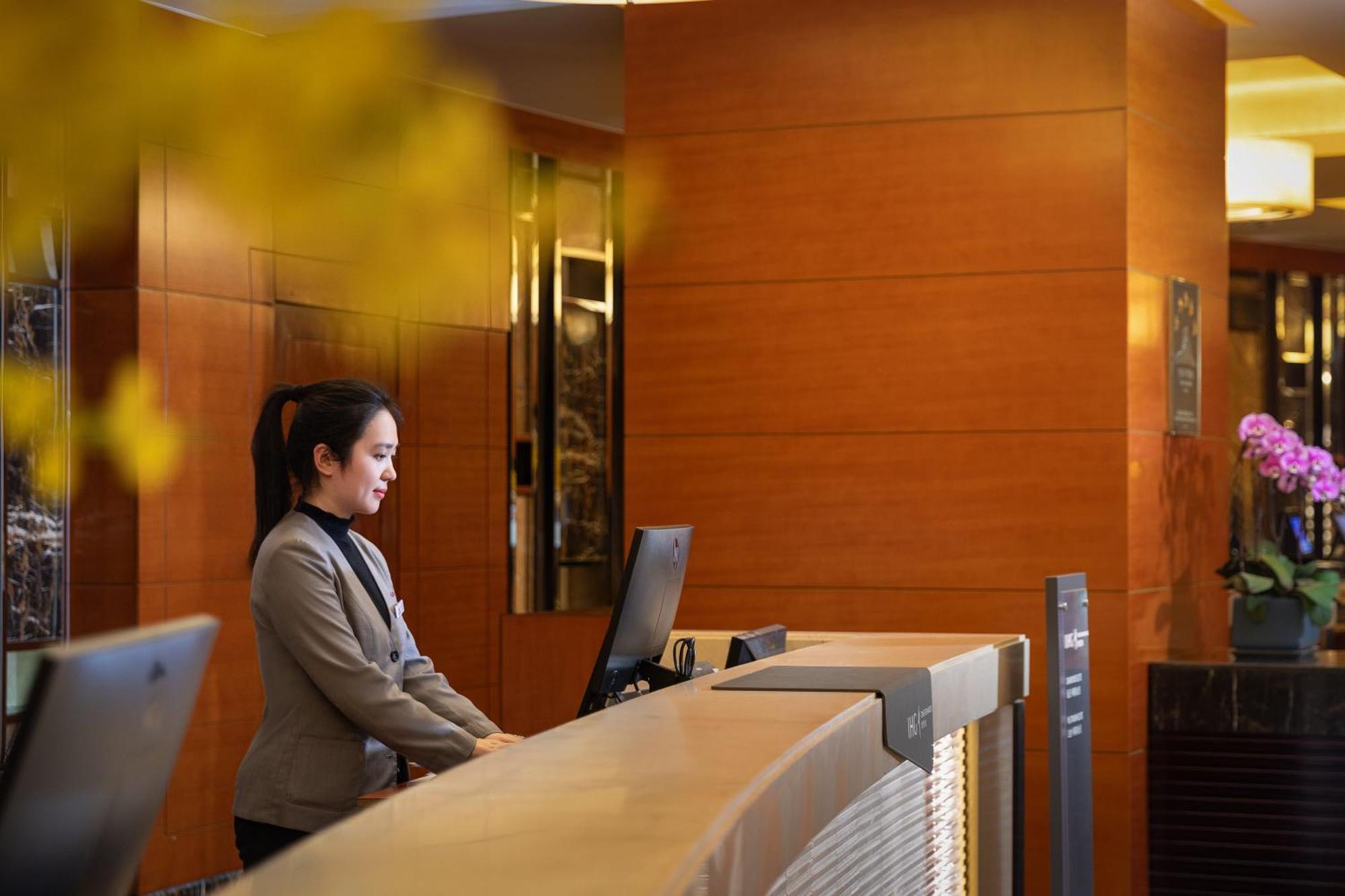 Crowne Plaza Tianjin Binhai Center By Ihg Exterior photo